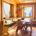 アパート Francesca